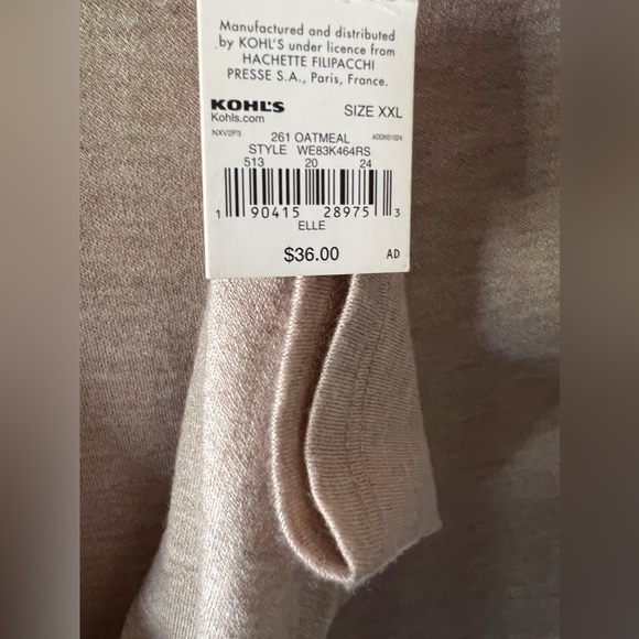 NWT Beautiful Elle long sleeve top with open shoulders. - Picture 8 of 8